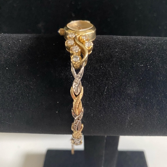 Geneve quartz watch in white & yellow gold with 1 cttws diamonds - Picture 4 of 8